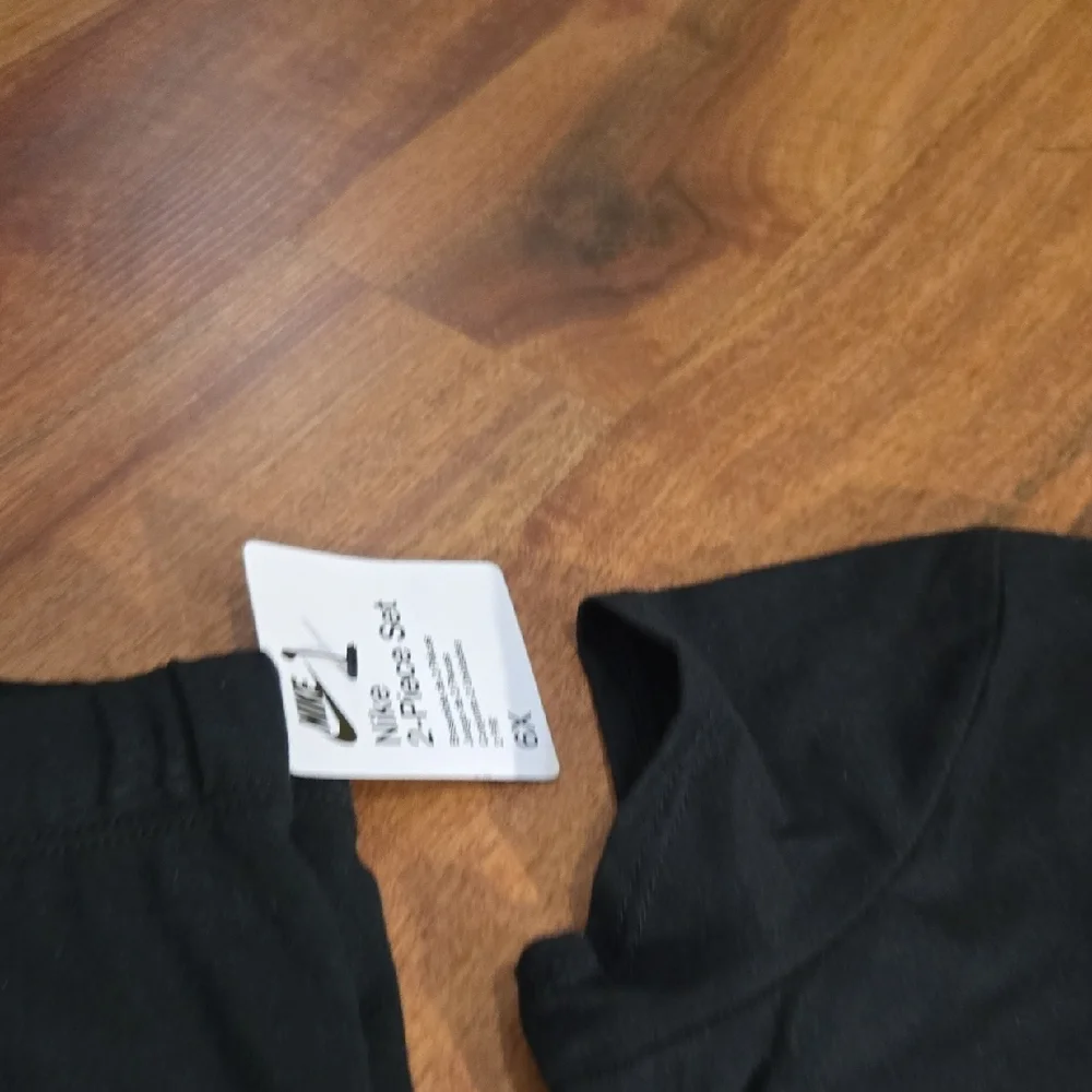 Nike Black Tee and Leggings Set with White & Lavender Swoosh - Picture 7 of 8